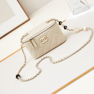 23P Vanity 17CM Cream Lambskin Light Gold Hardware