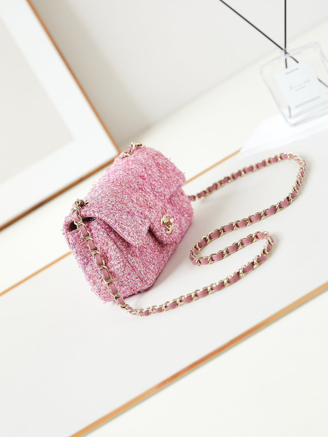 24P Mini Classic 20CM Pink Tweed Gold Hardware