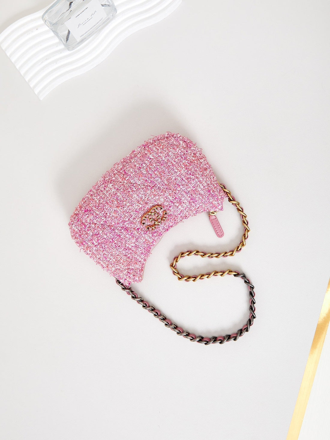 19 Hobo Bag 20CM Pink Tweed