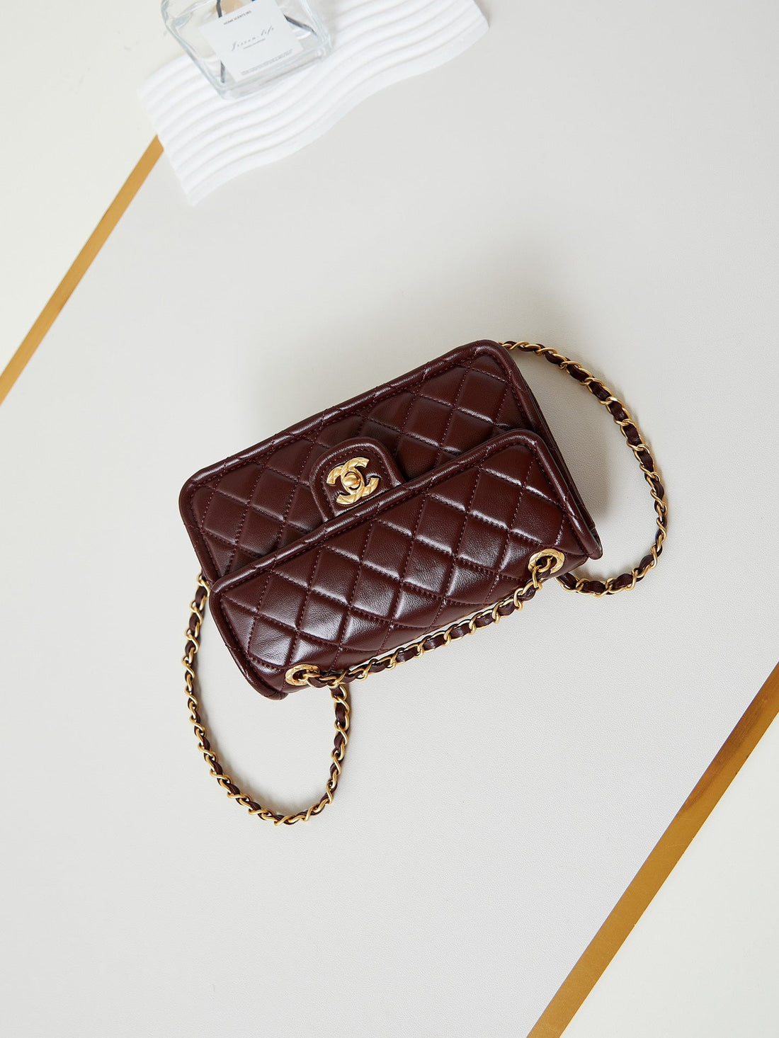 24S Small Flap Bag 23CM Burgundy Calfskin Gold Hardware