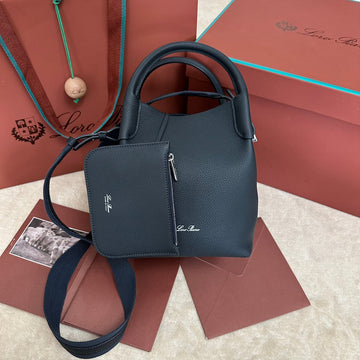 Small 21 Bale Bag In Black Grained Calfskin With Silver Hardware