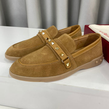 Leisure Flows Split Loafer In Peanut Brown Suede