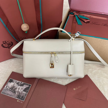 Extra Bag L27 In White Smooth Calfskin With Gold Hardware