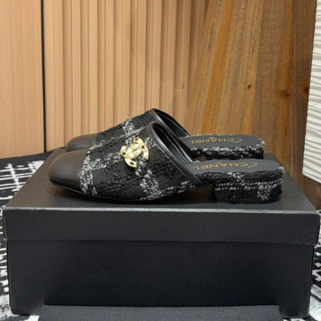 CC Mule 30MM In Black Wool Tweed And Lambskin Gold Hardware