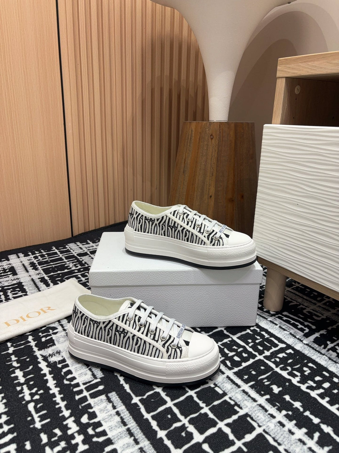 CD Walk'n'dior Platform Sneaker Black Miss Canvas