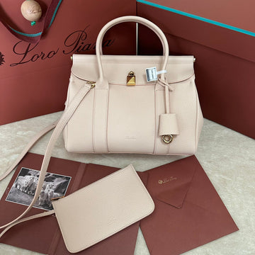 Loom Bag 25 In Light Pink Smooth Calfskin With Gold Hardware