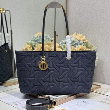 Medium 37 Toujours Bag In Black Cannage Denim