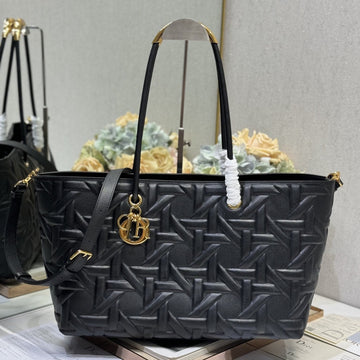 Large 41 Toujours Bag In Black Macrocannage Lambskin