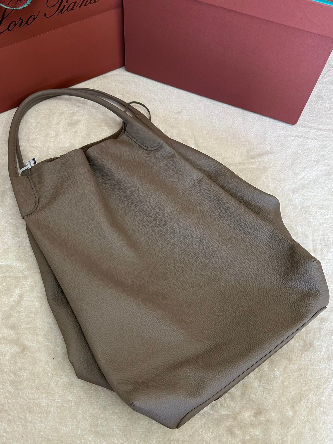 Bale Hobo Extra Large 40 Bag In Medium Brown Calfskin