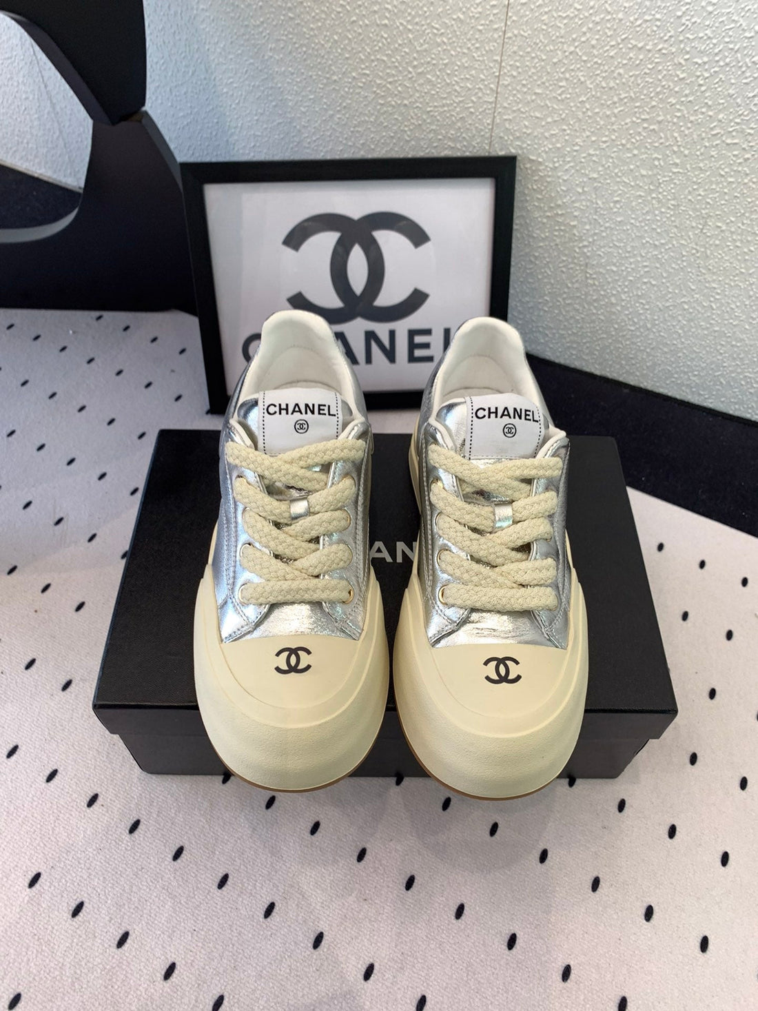 CC Sneaker 50MM In Silver Cowhide 147068