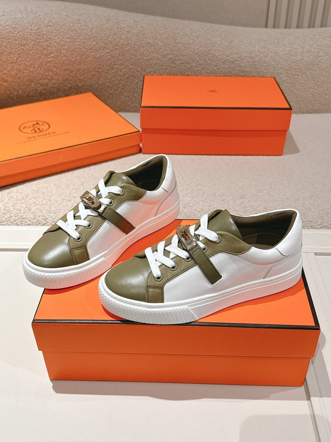 Hm Day Sneakers White Olive Green Calfskin 577497