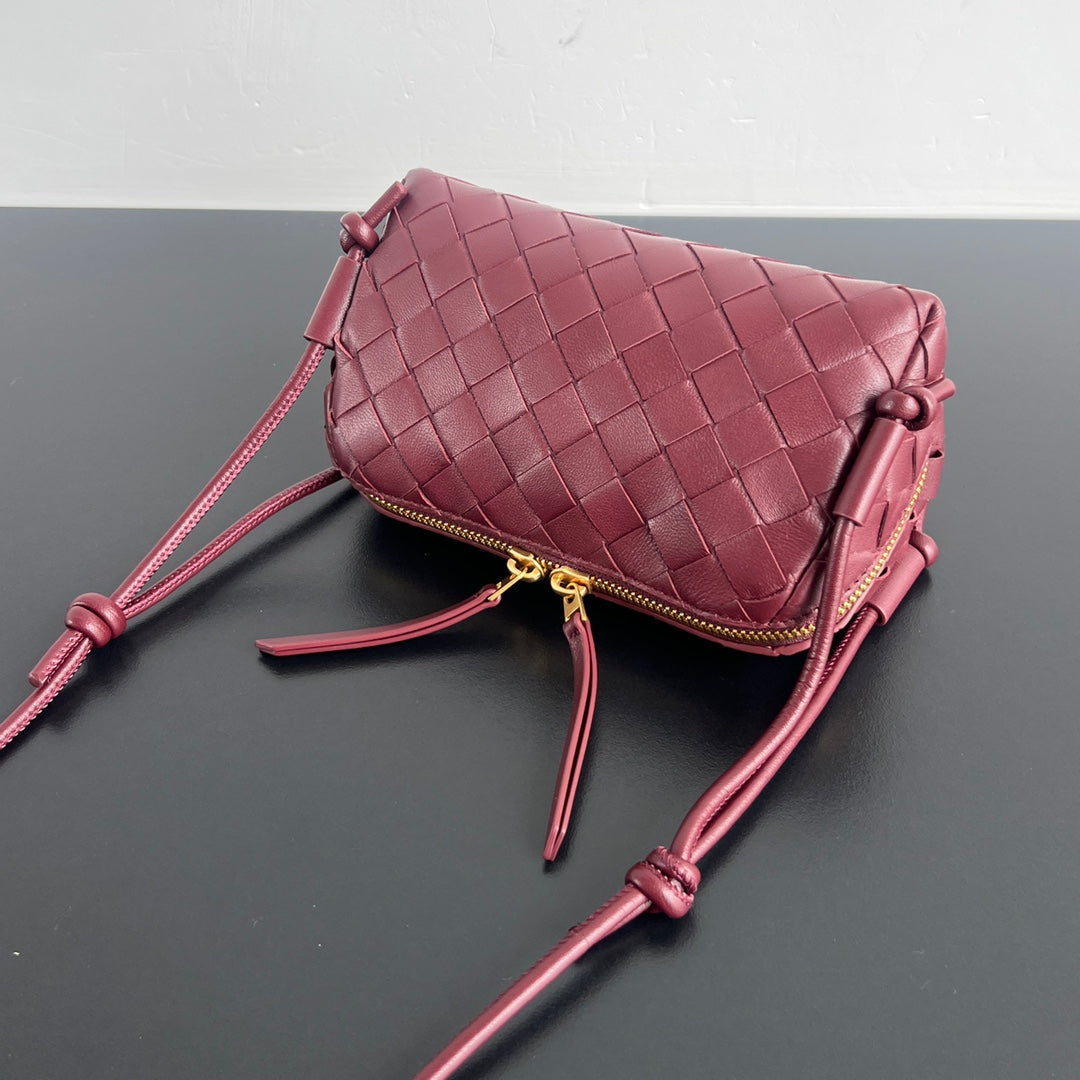 Bv Concert Pouch 18.5cm Red Lambskin