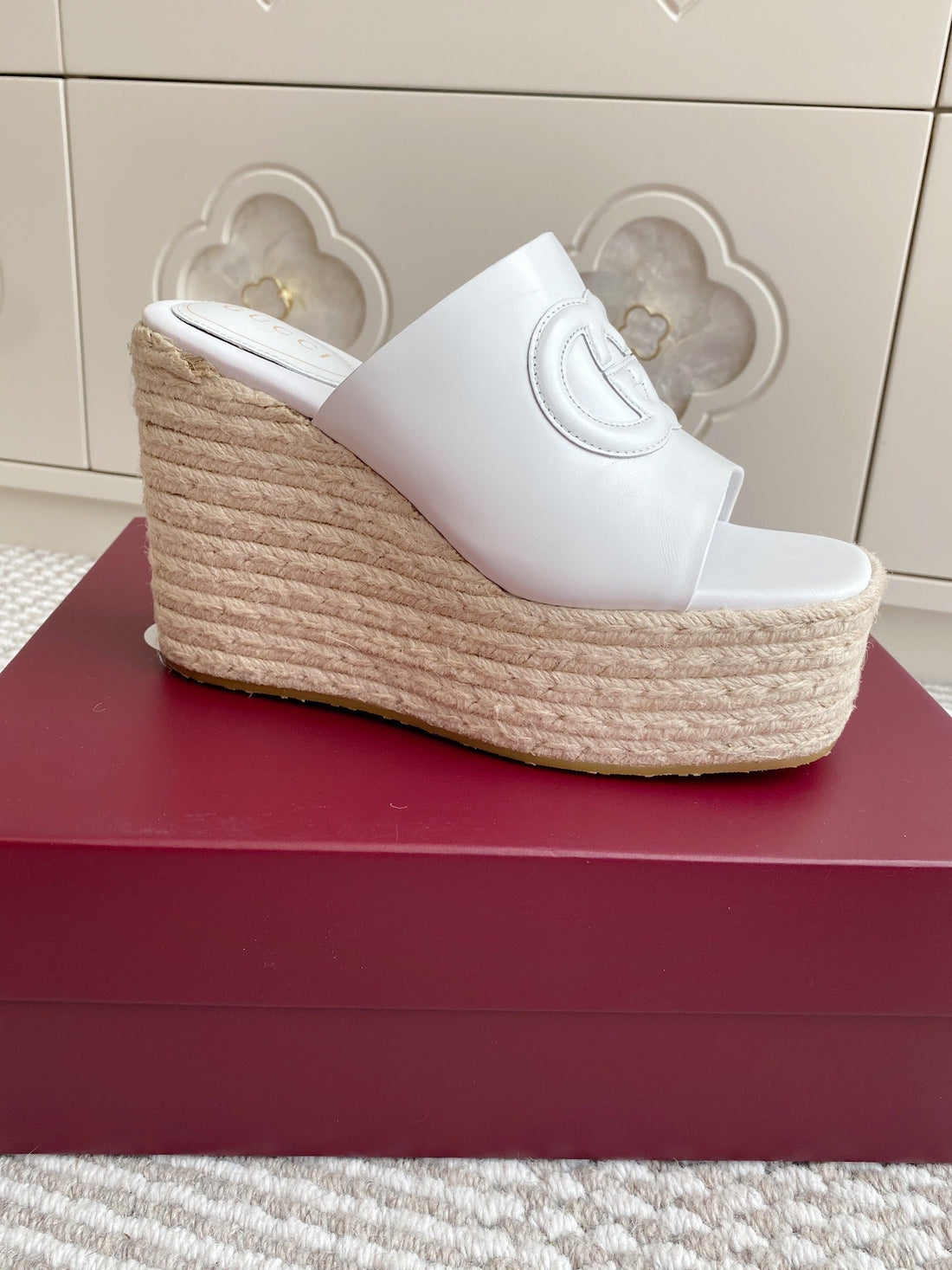 Gc 25 Interlocking G Sandal White Cord Cowhide 291034