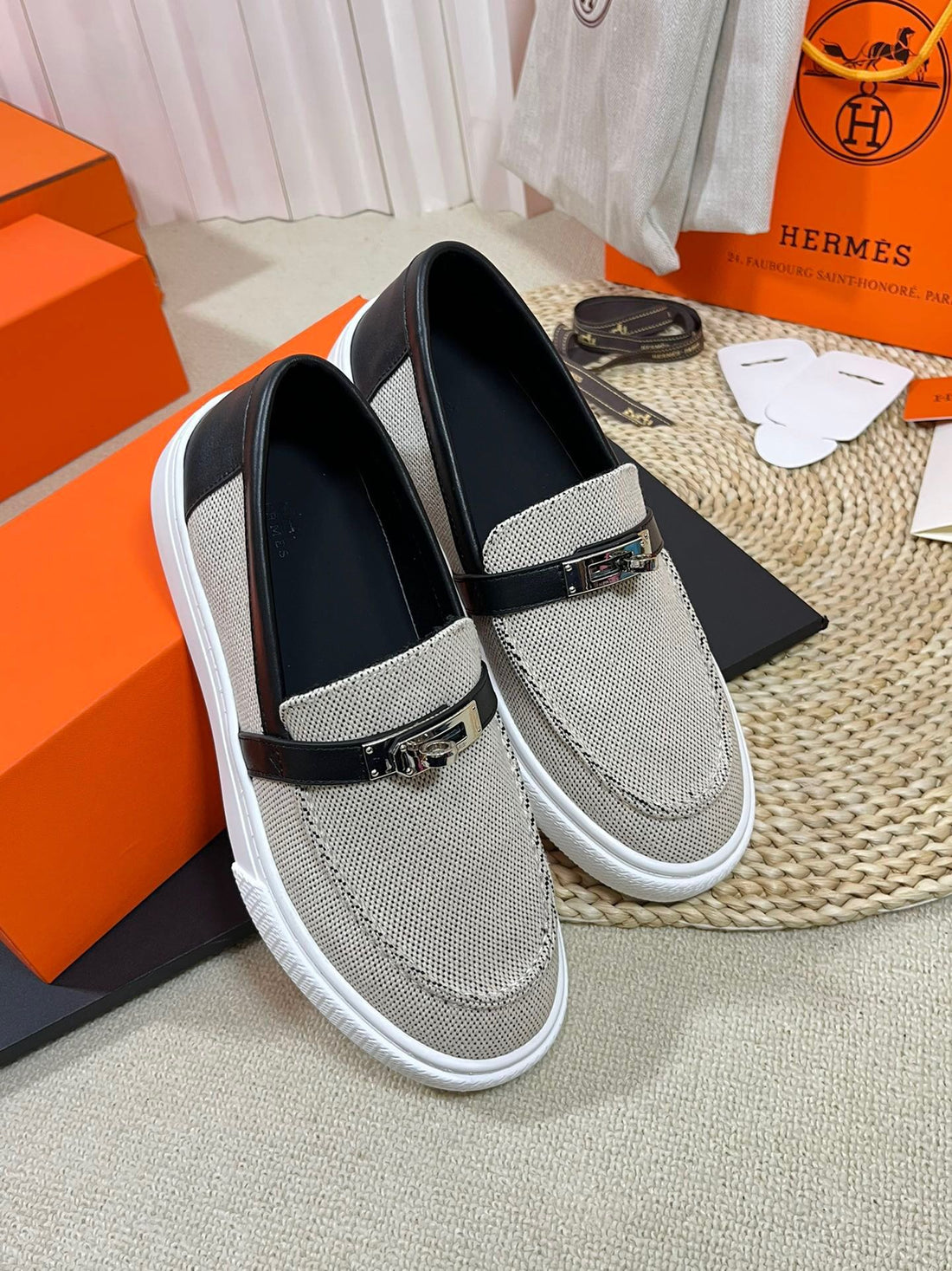 Hm Buckle Casual Loafer Black Cowhide Cloth 317046