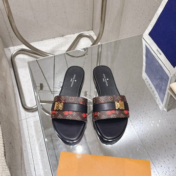 LV Flat Mules Pairs Raffia Black Brown Monogram Cowhide 383721