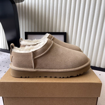 Ugg Women Classic Micro Boots Beige Suede And Wool 514140
