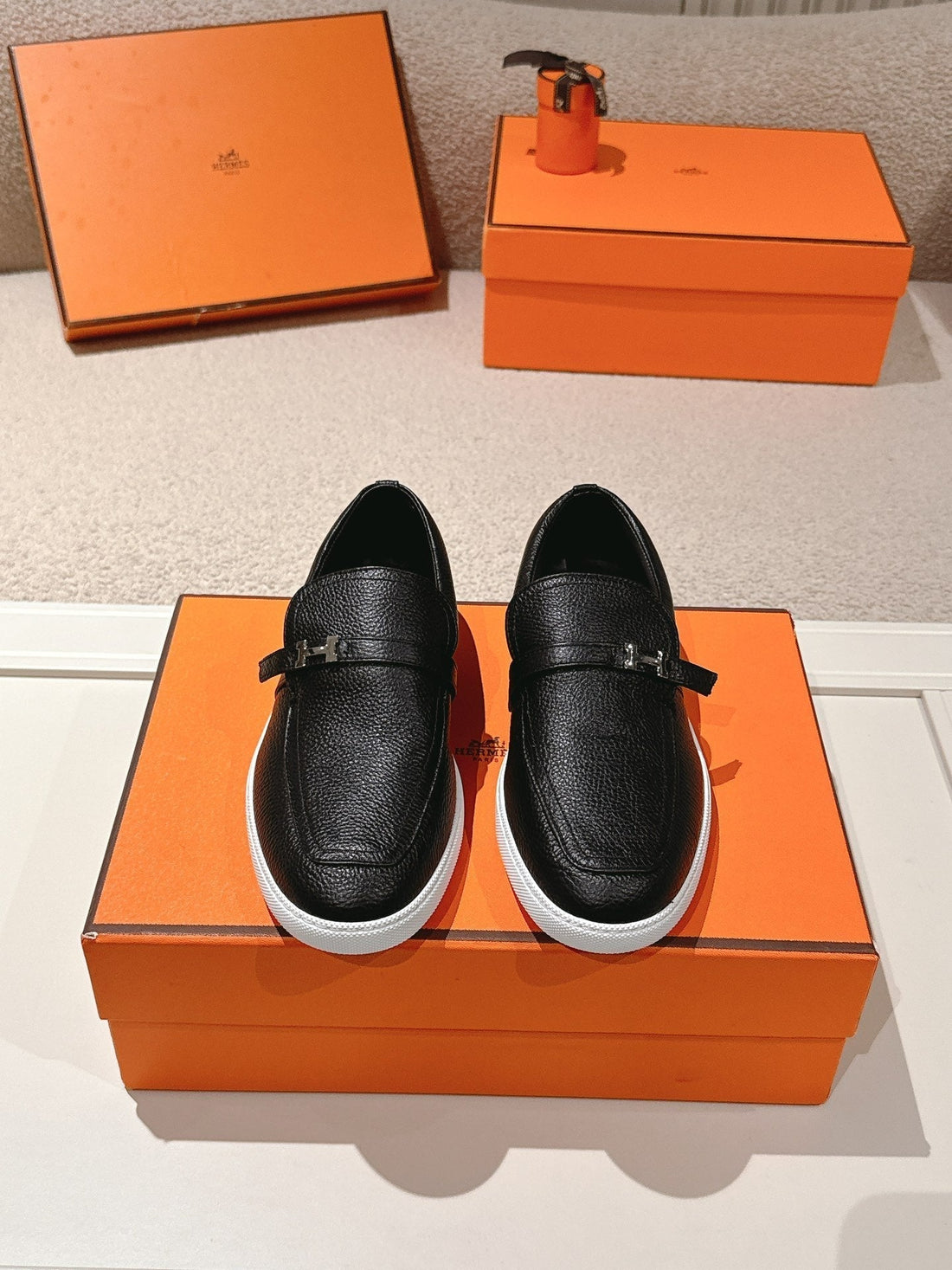 Hm 25SS Loafers Black Sheepskin 577164