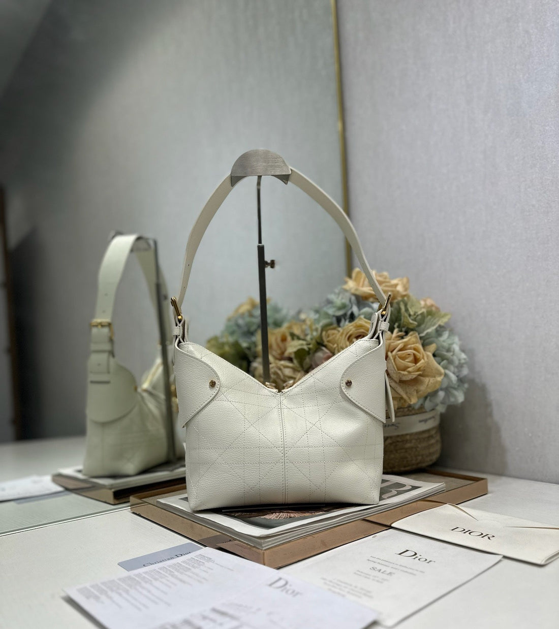 CD Small Dior Voyage Bag 22CM White Macrocannage Calfskin 288621