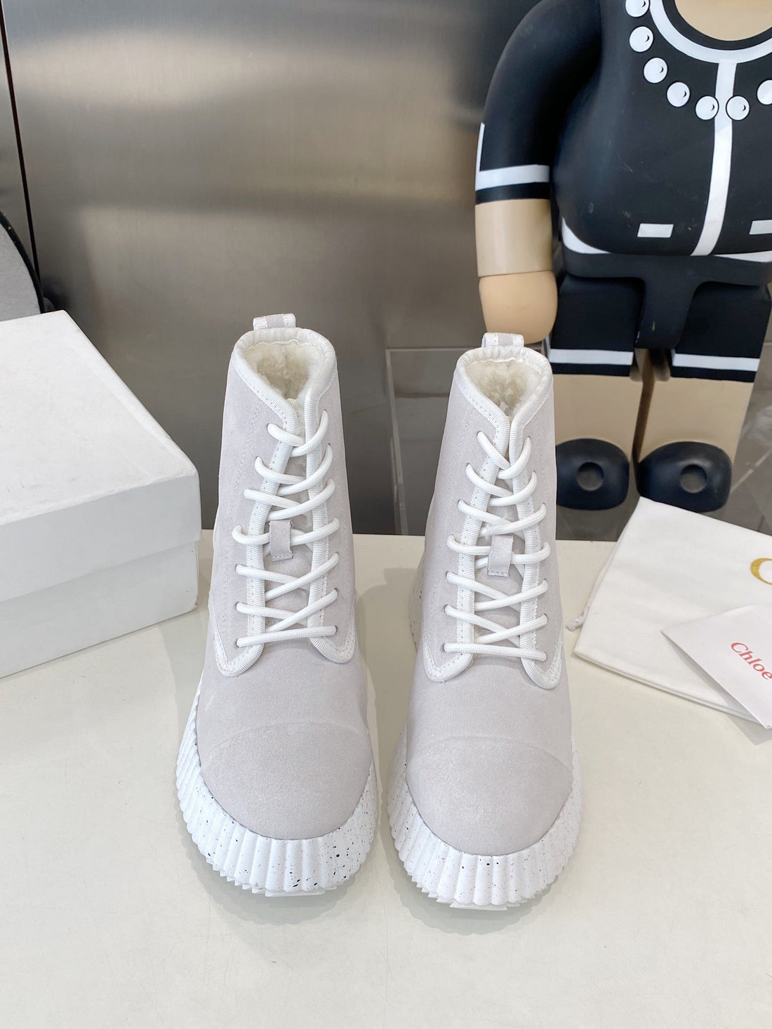 Chloé Snow Boots Light Grey Suede 531623