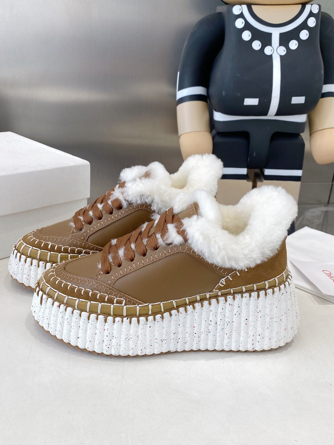 Chloé Nama Sneaker Brown Cowhide Wool 531606