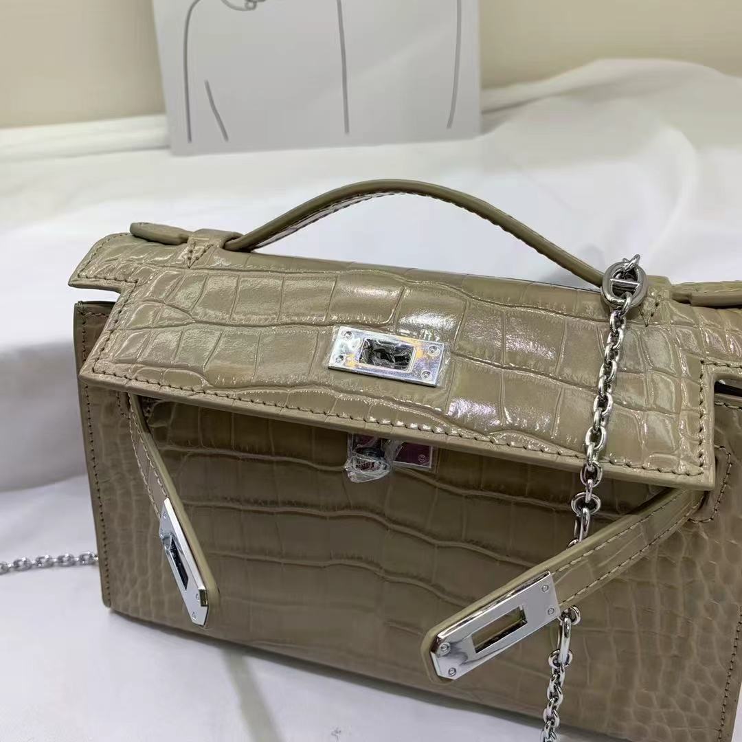 HM Kelly 22CM Gris Tourterelle Crocodile Leather (12 Day Production)