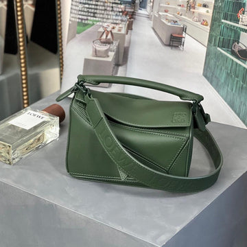 Mini Puzzle 18CM Bottle Green Calfskin