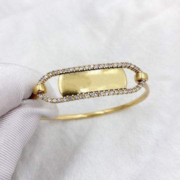Dio Oval Letter Bracelet Gold Diamond