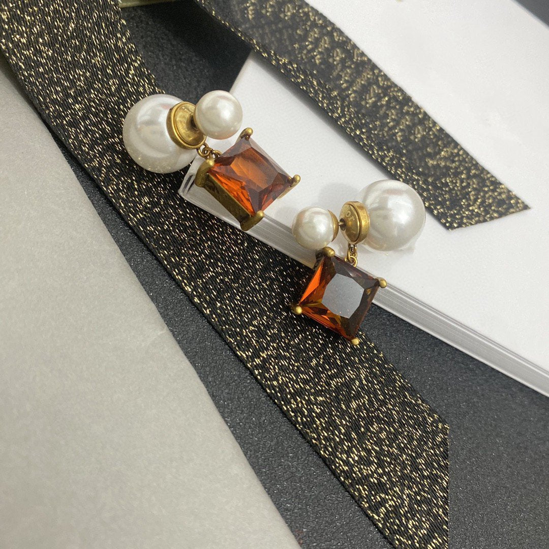 CD Pearl Earrings Gold Diamond