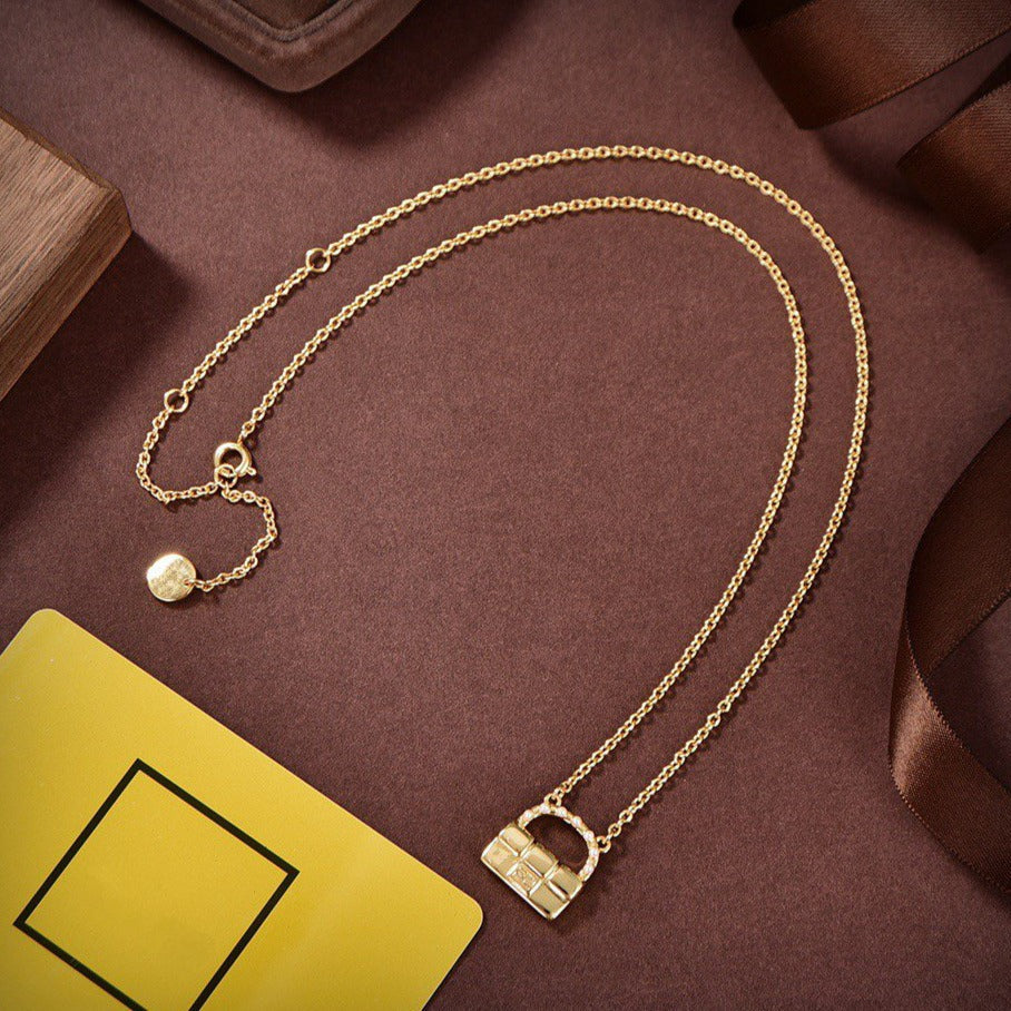 Ff Bag Pearl Gold Necklace