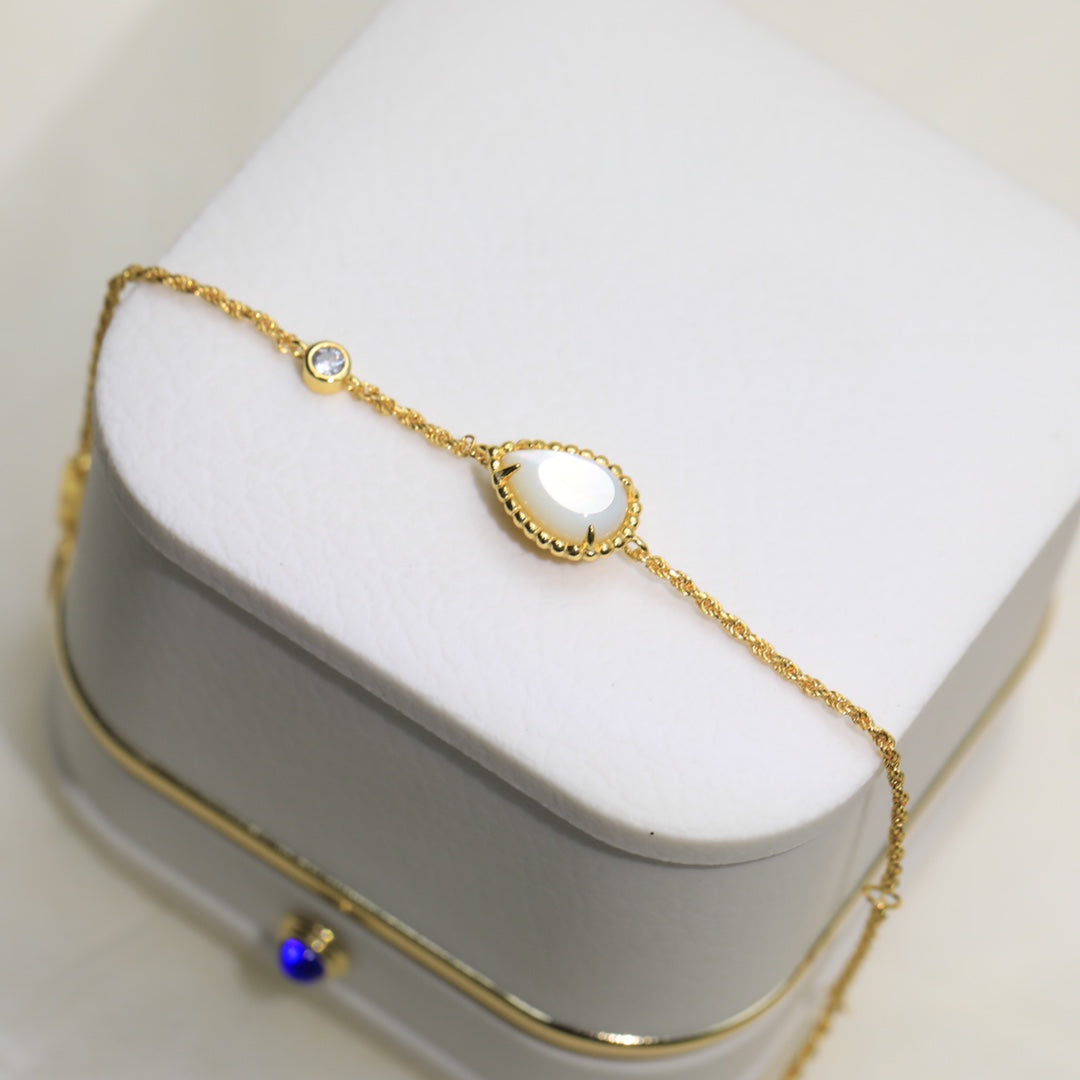 Boheme Mop Gold Chain Bracelet