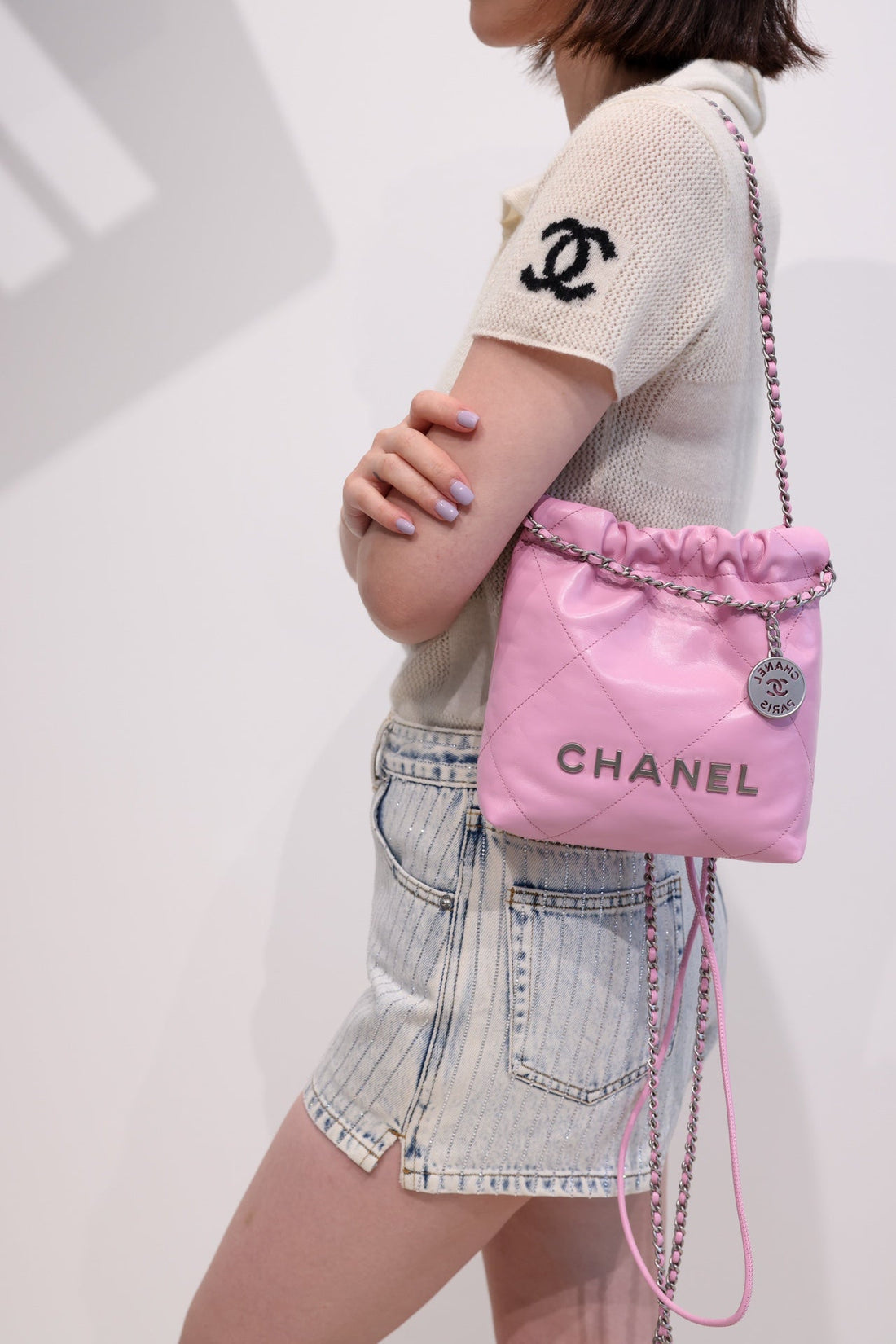 CC Hobo Bag 22 Pink Lambskin Silver Hardware 20CM
