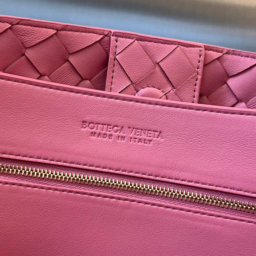 Bv Large Andiamo 45CM Pink Lambskin