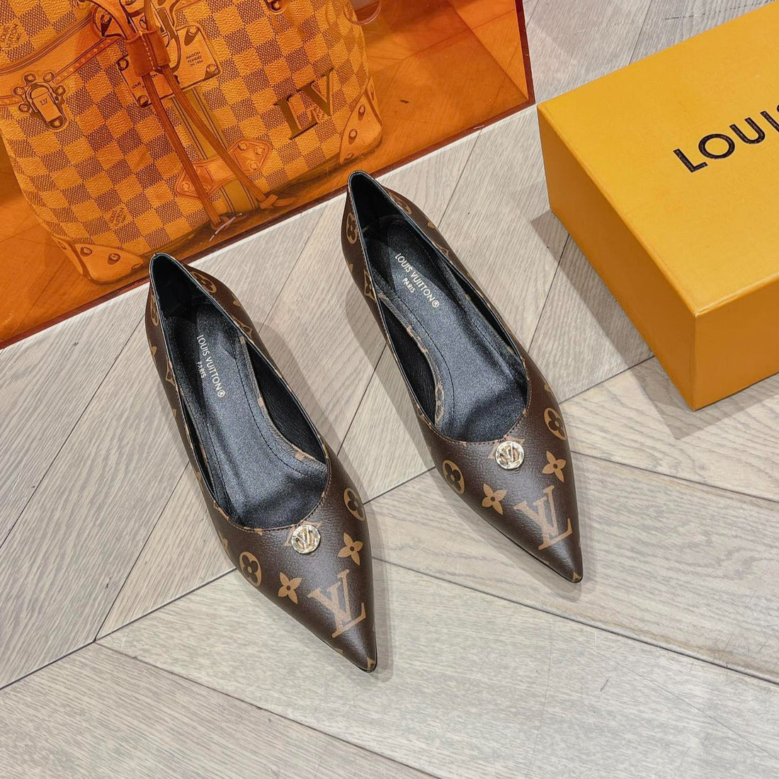 LV Single Low Heel Pump Monogram Canvas