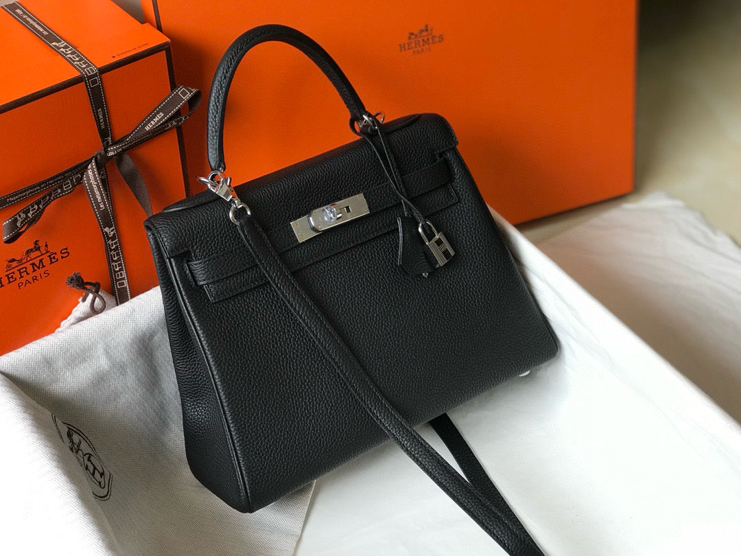 HM Kelly 28CM Black Togo Silver Hardware