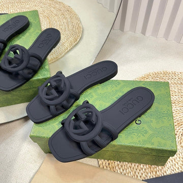 GG Interlocking G Slide Sandal Black Rubber