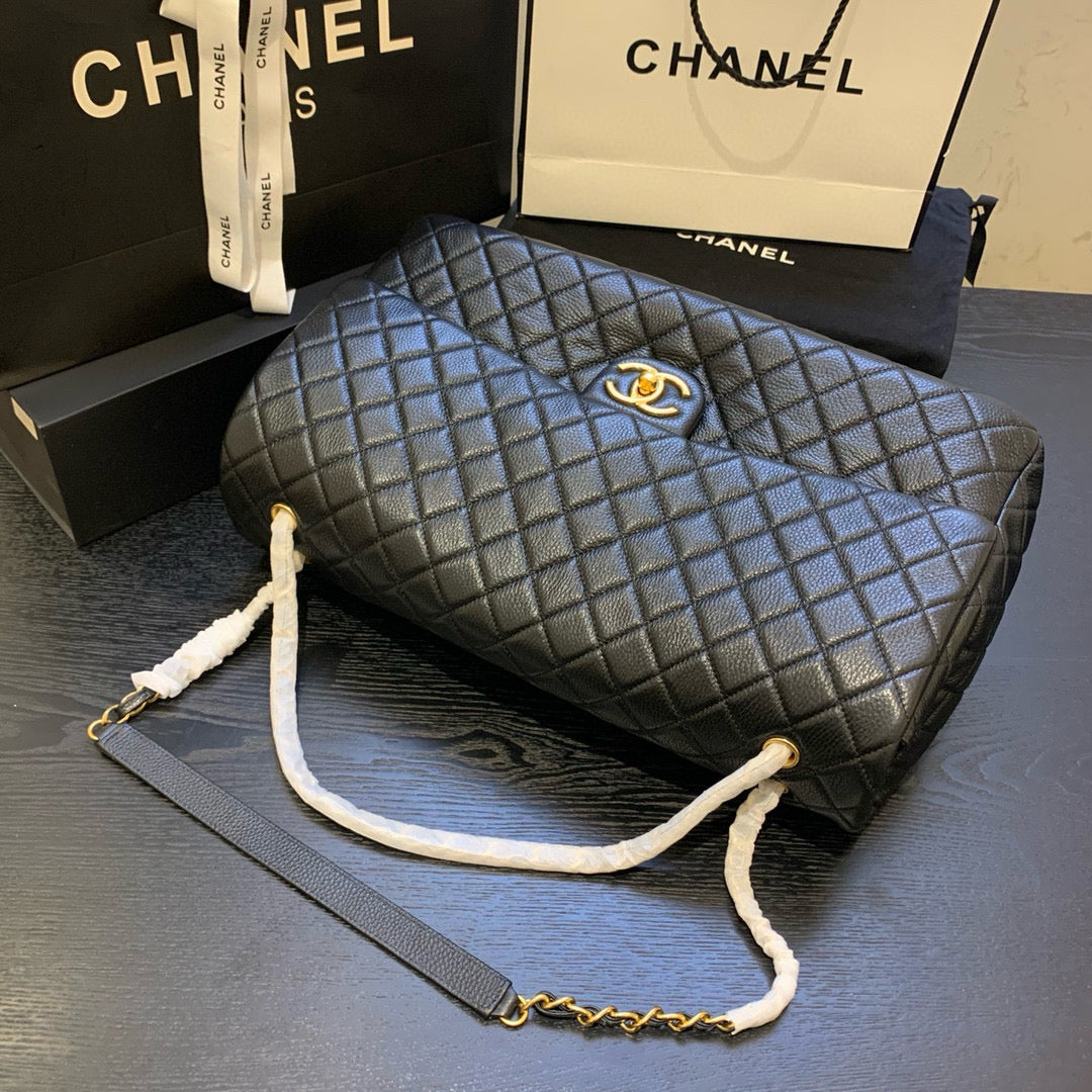 Classic Bag 91169 46CM Black Calfskin Gold Hardware