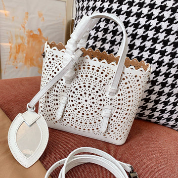 Alaïa Mina 16 Bag White Vienne Wave Calfskin