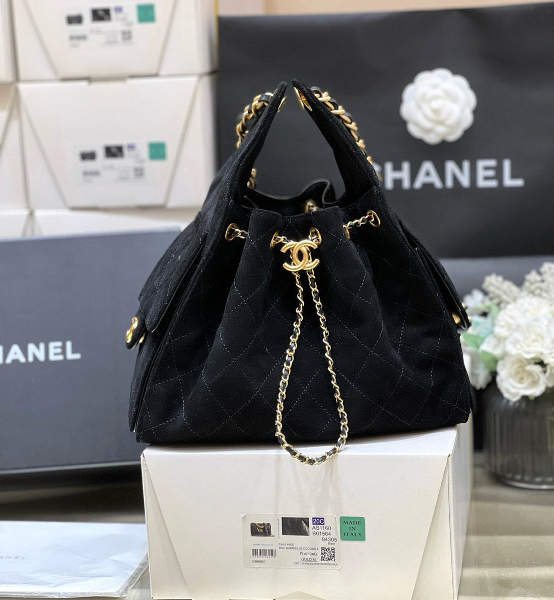 CC 25C Hobo Bag 30CM Black Suede