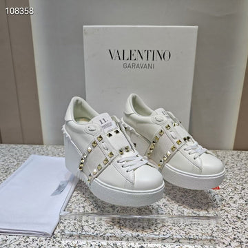 Vl Sneaker In White Lambskin