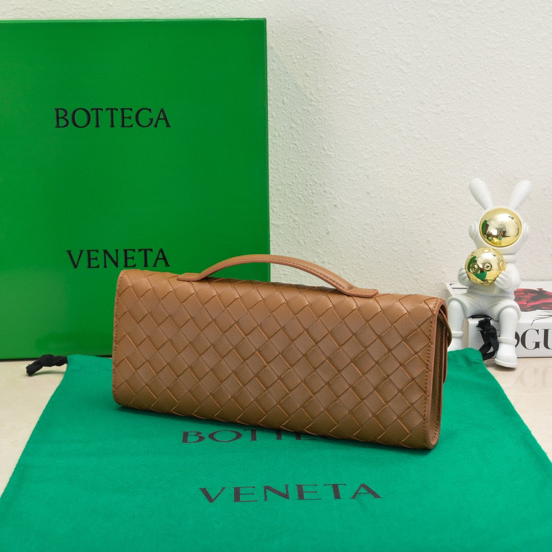 Bv Long Clutch Andiamo With Handle 31CM Brown Calfskin Ghw