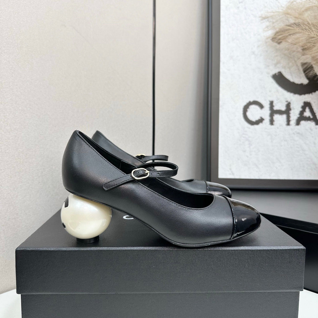 CC 25 Fw Mary Janes With Faux Pearl 85MM Black Lambskin