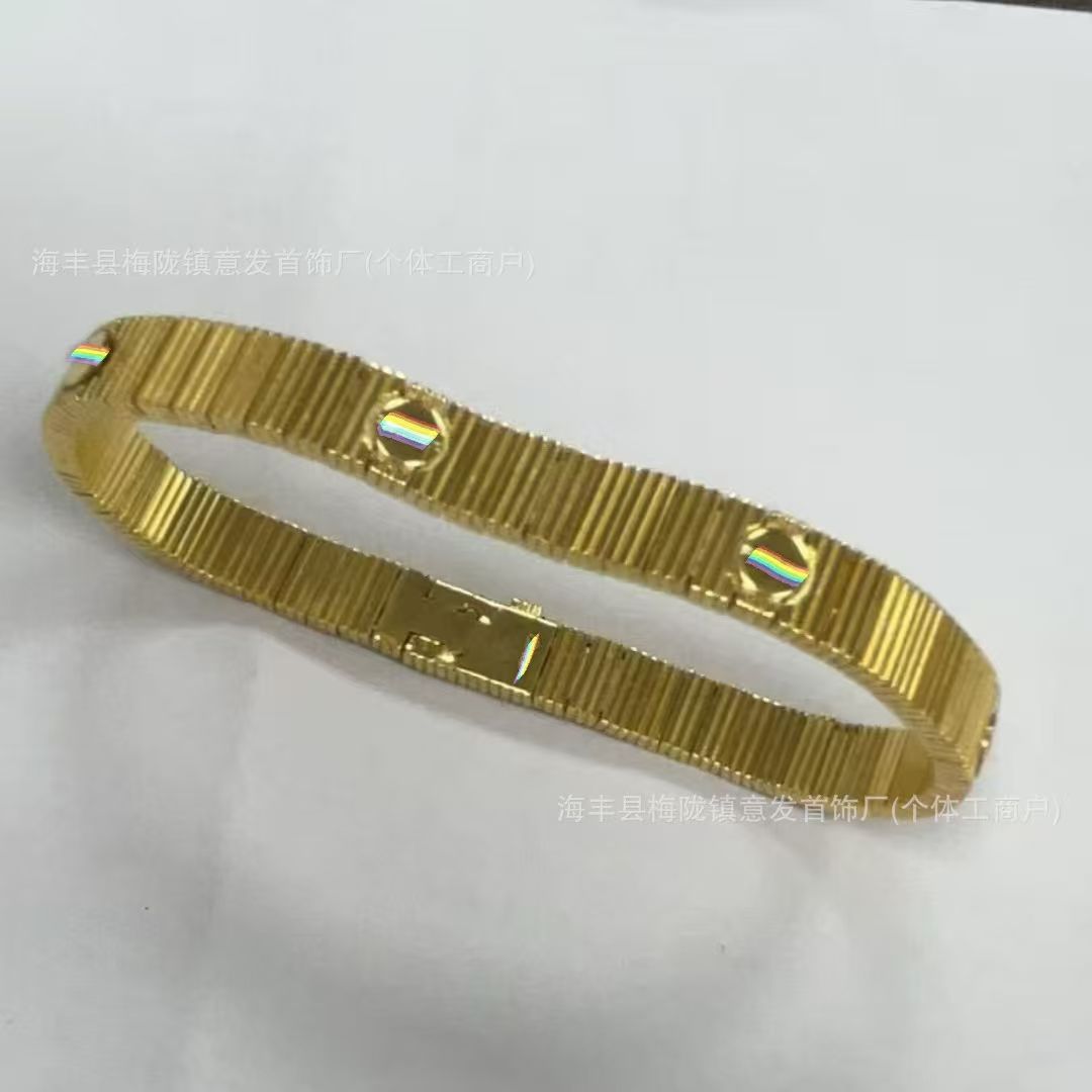 Ca Love Unlimited Gold Bracelet