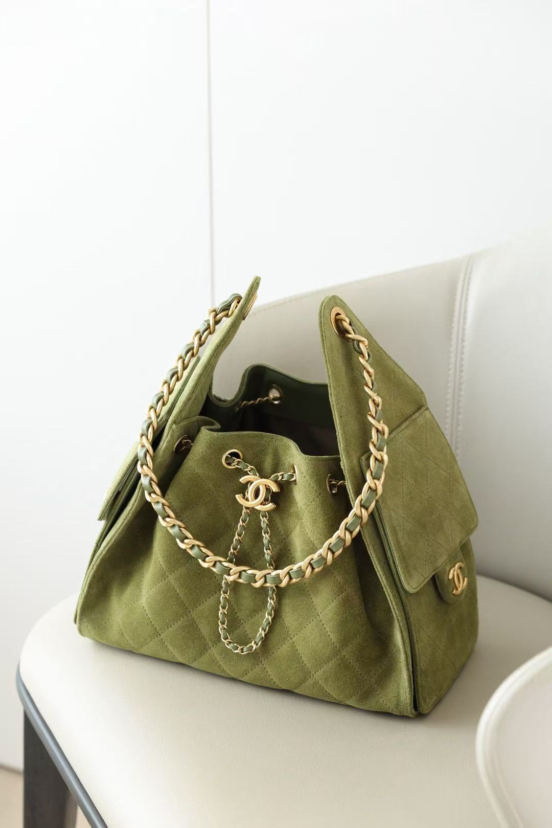 CC 2025 Hobo Bag 30CM Matcha Green Suede