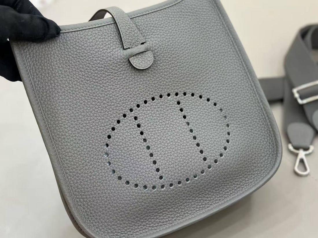 HM Evelyne 23CM Grey Togo Silver Hardware