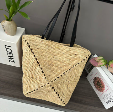 Loe 31 Medium Puzzle Fold Tote Beige In Raffia
