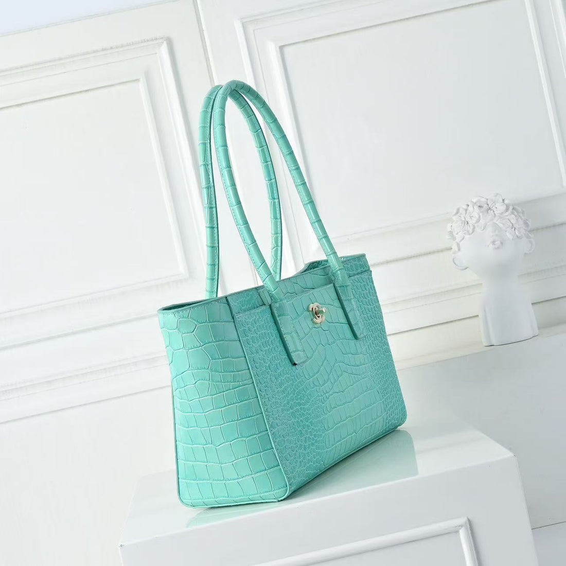 CC 2026 Small Shopping Bag 39CM Light Blue Crocodile Embossed Calfskin