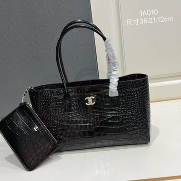 CC 2026 Small Shopping Bag 39CM Black Crocodile Embossed Calfskin