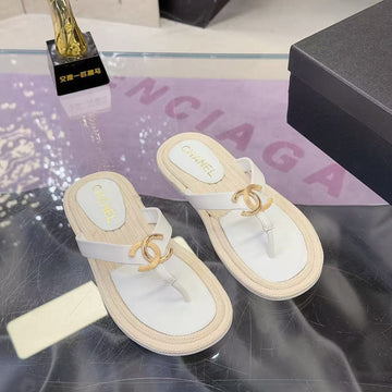 CC 2026 Thong Sandals White Sheepskin