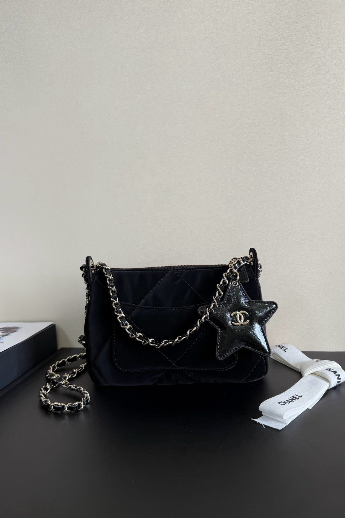 CC 25/56 Small Zipped Case Black Velvet Ghw