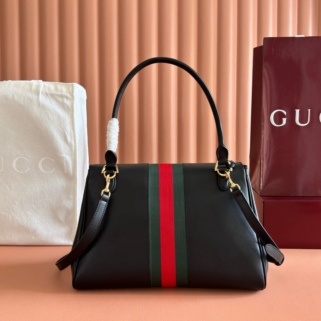 GG Paparazzo Medium Top Handle Bag 32CM Black Leather